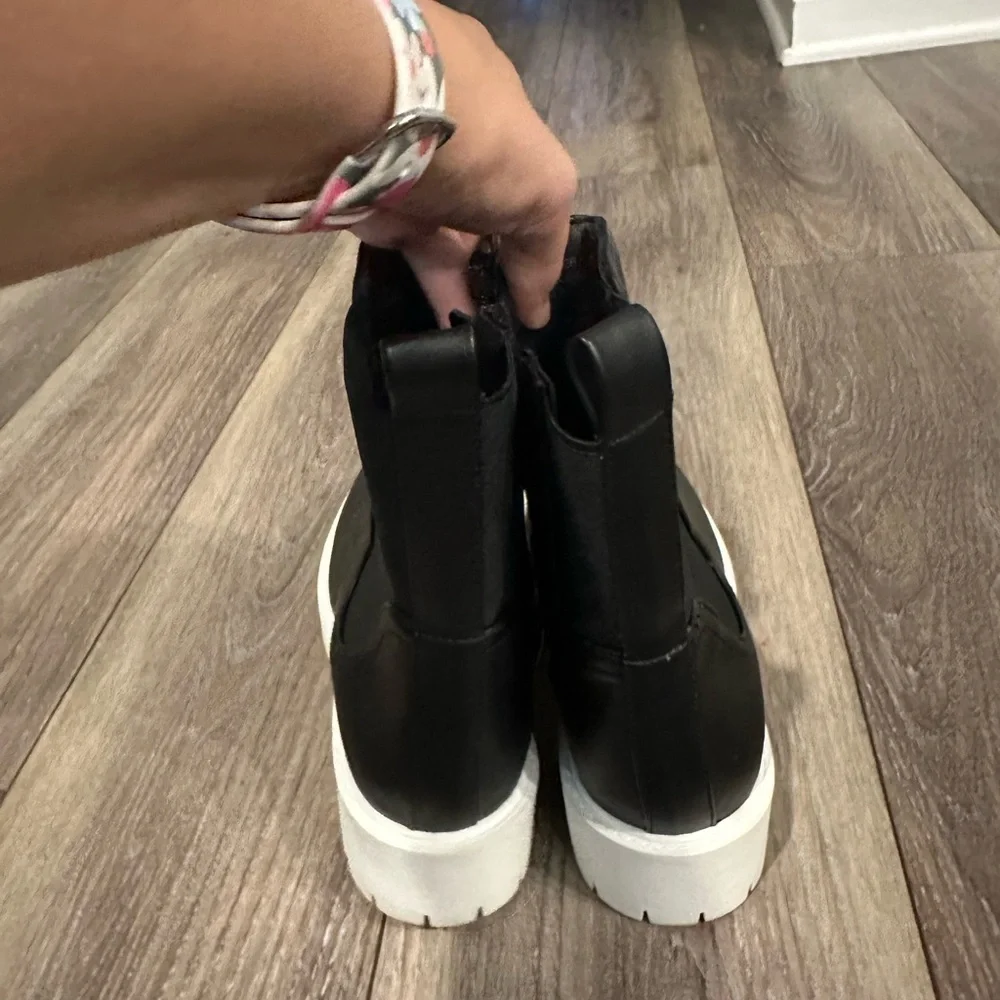 Women Platform Leather Boots